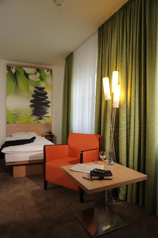 Hotel Ratskeller Salzgitter Ruang foto