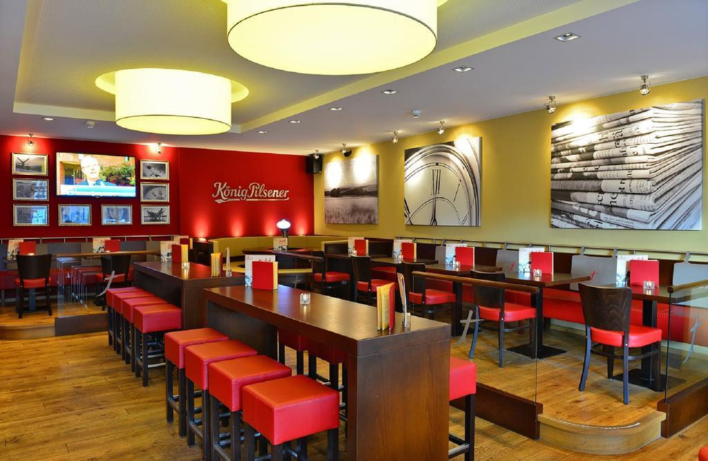 Hotel Ratskeller Salzgitter Bagian luar foto